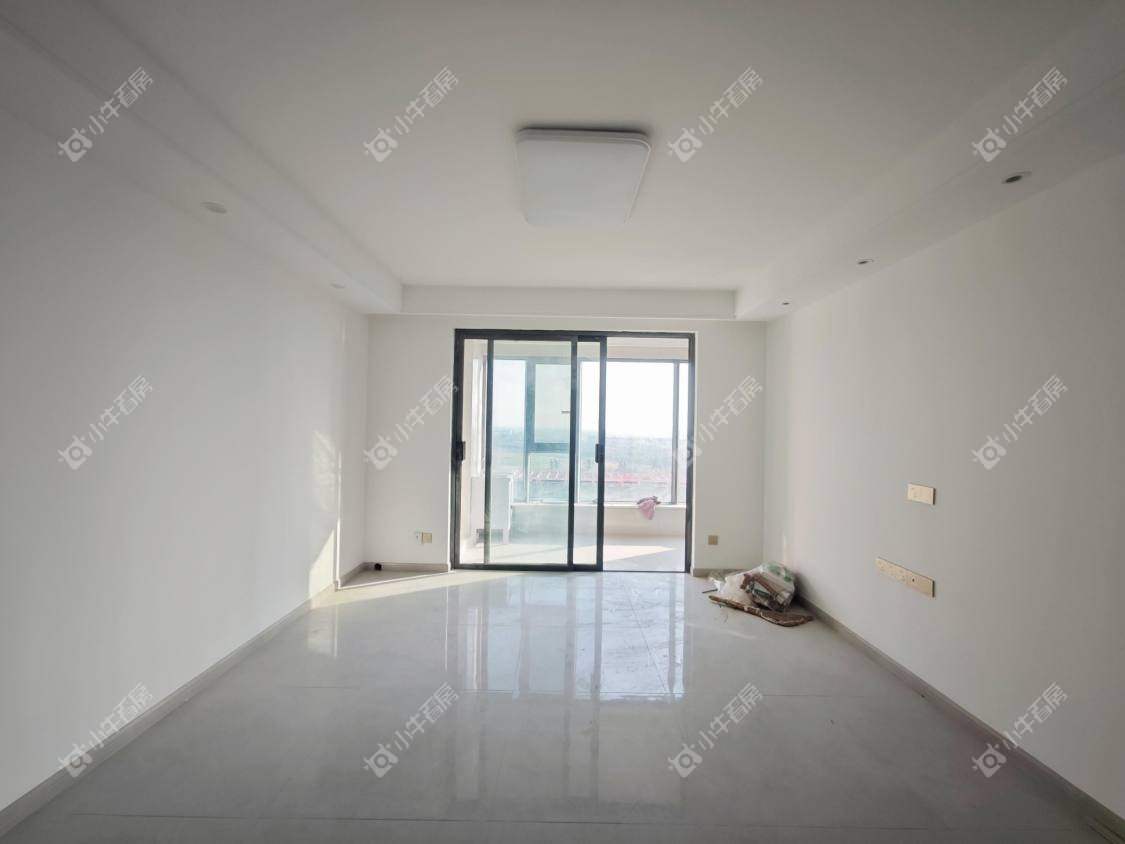 镇江融创华南映在售二手房源_小牛看房