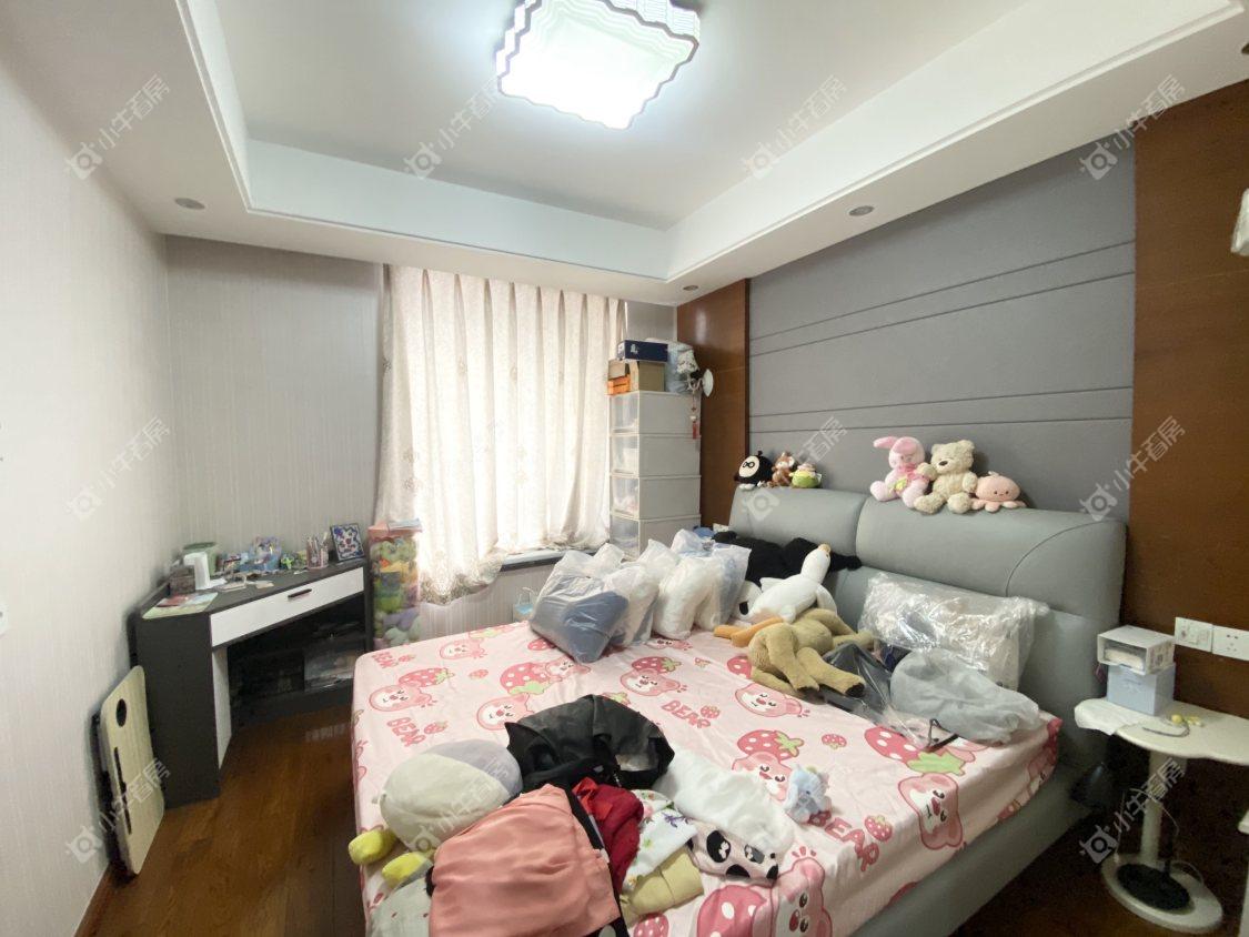 镇江城市绿洲在售二手房源室内图_小牛看房