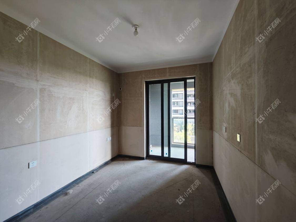 镇江中海时代都会在售二手房源室内图_小牛看房