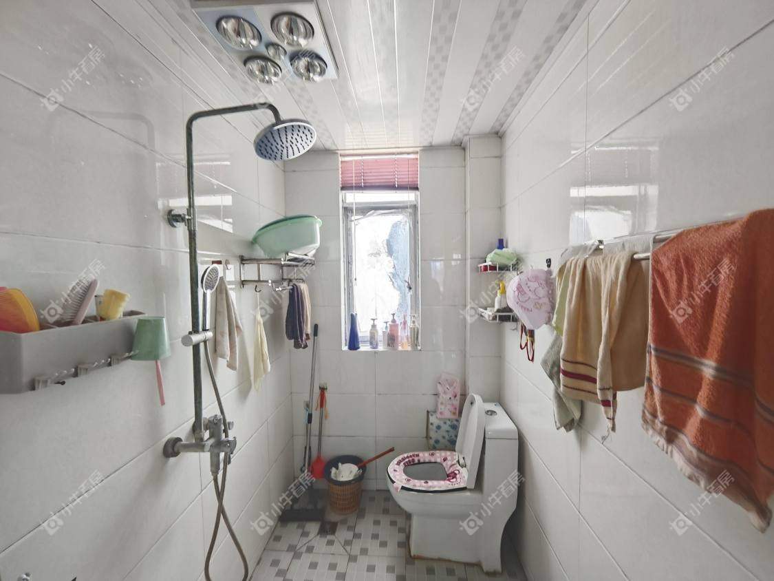 镇江马家庄教工楼在售二手房源室内图_小牛看房