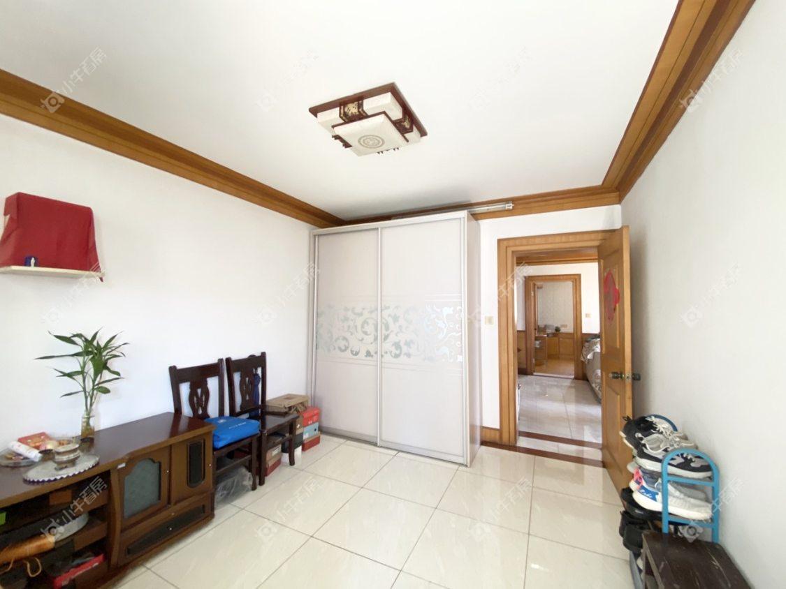 镇江华南园中园在售二手房源室内图_小牛看房