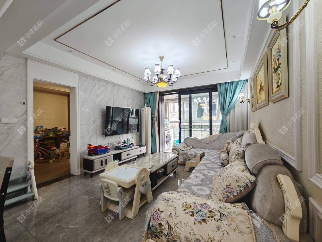 镇江滨河凤凰城在售二手房源室内图_小牛看房