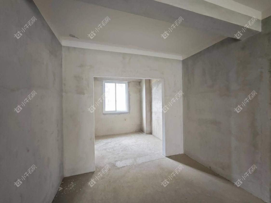 镇江和谐里在售二手房源室内图_小牛看房