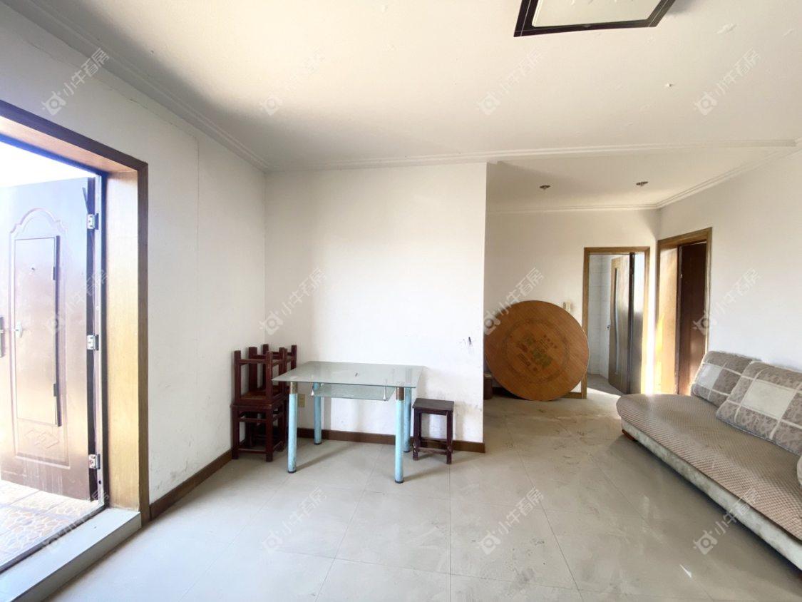 镇江金香花园在售二手房源室内图_小牛看房