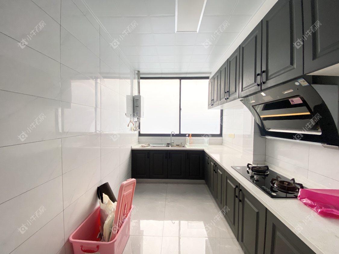 镇江香草新村在售二手房源室内图_小牛看房