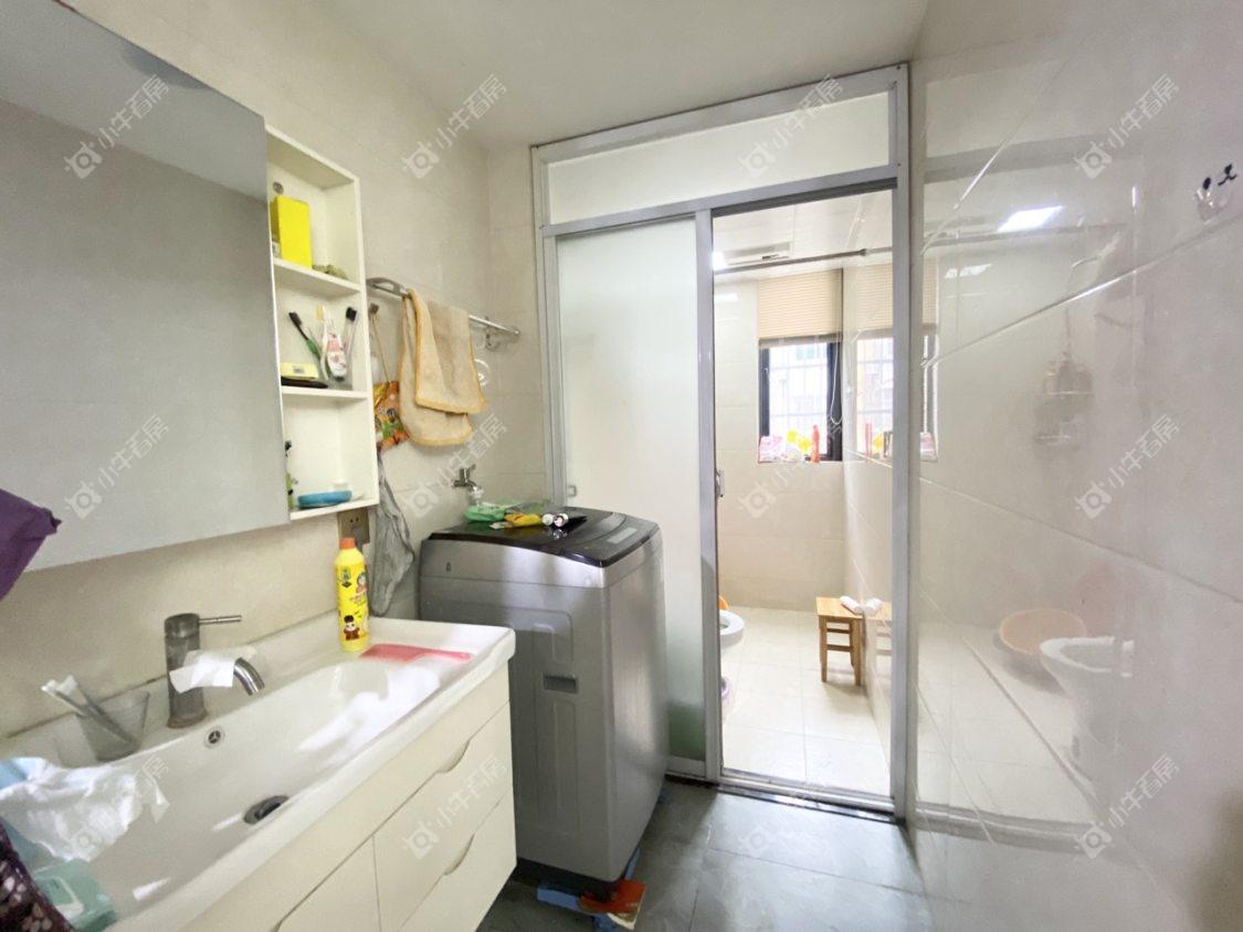 镇江龙凤新村在售二手房源室内图_小牛看房