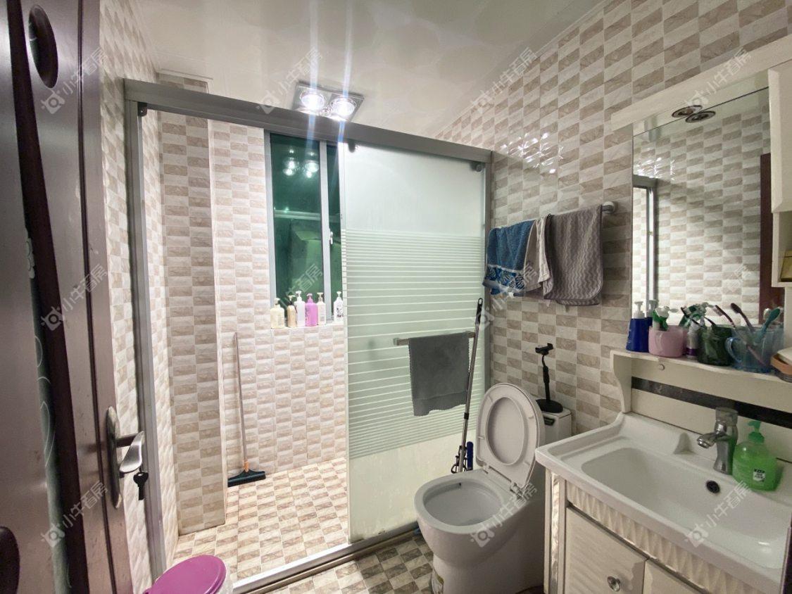 镇江金桥世纪城在售二手房源室内图_小牛看房