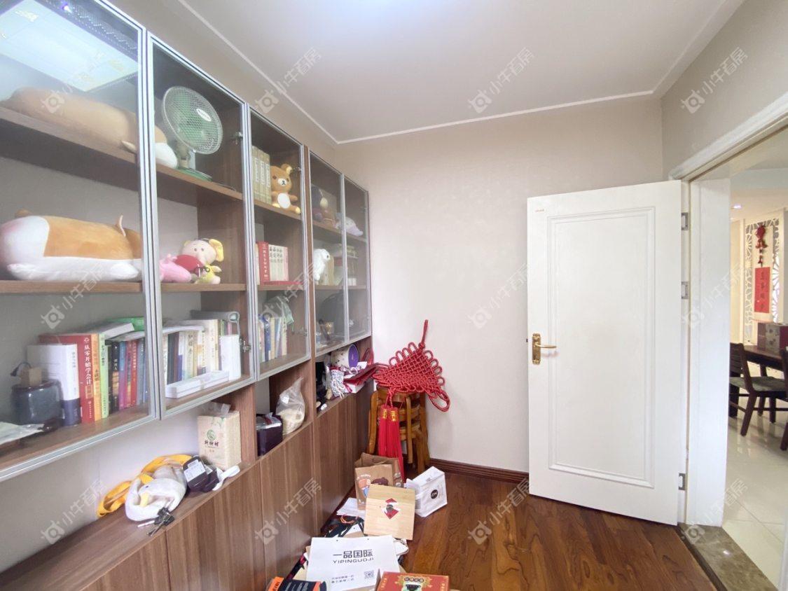 镇江领秀花都在售二手房源室内图_小牛看房