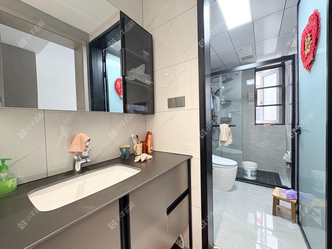 镇江教师新村在售二手房源室内图_小牛看房