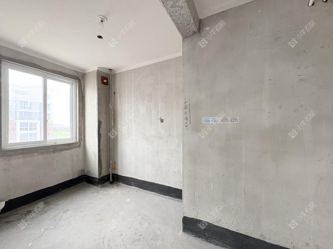 镇江迈村新城在售二手房源室内图_小牛看房