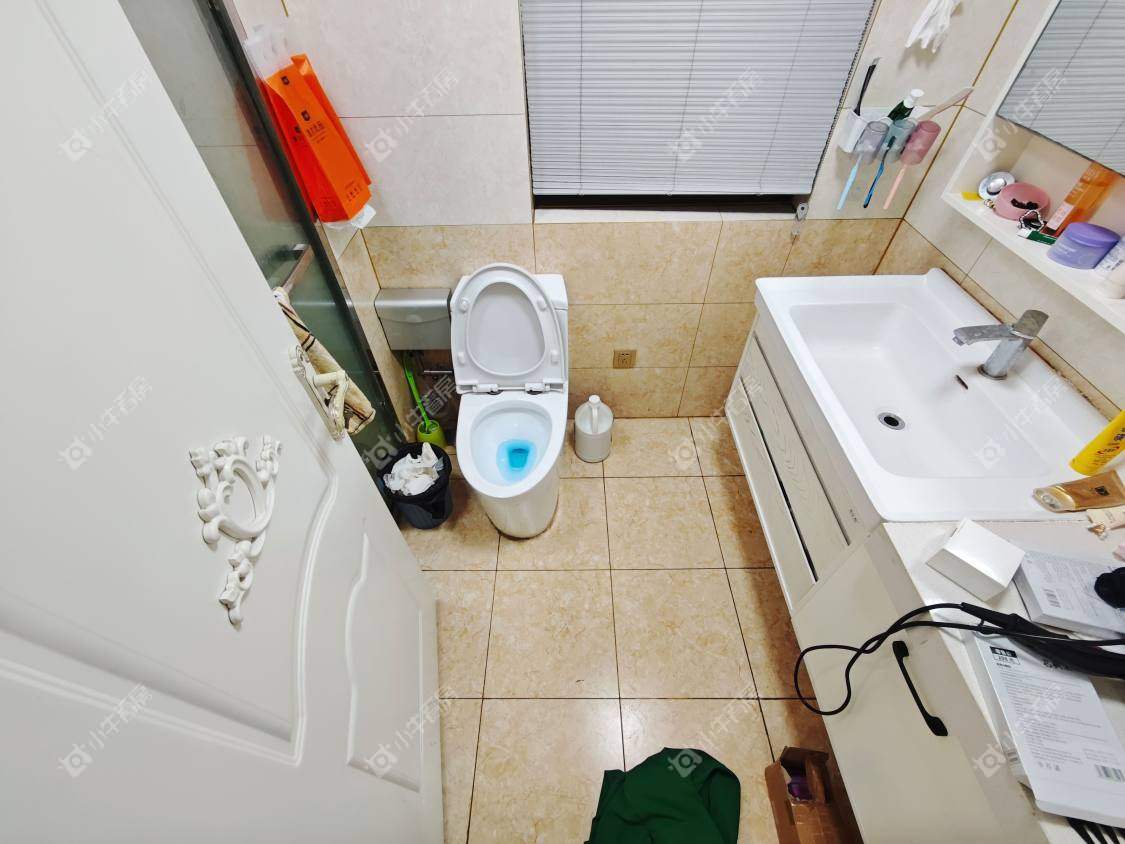 镇江华都幸福里在售二手房源室内图_小牛看房