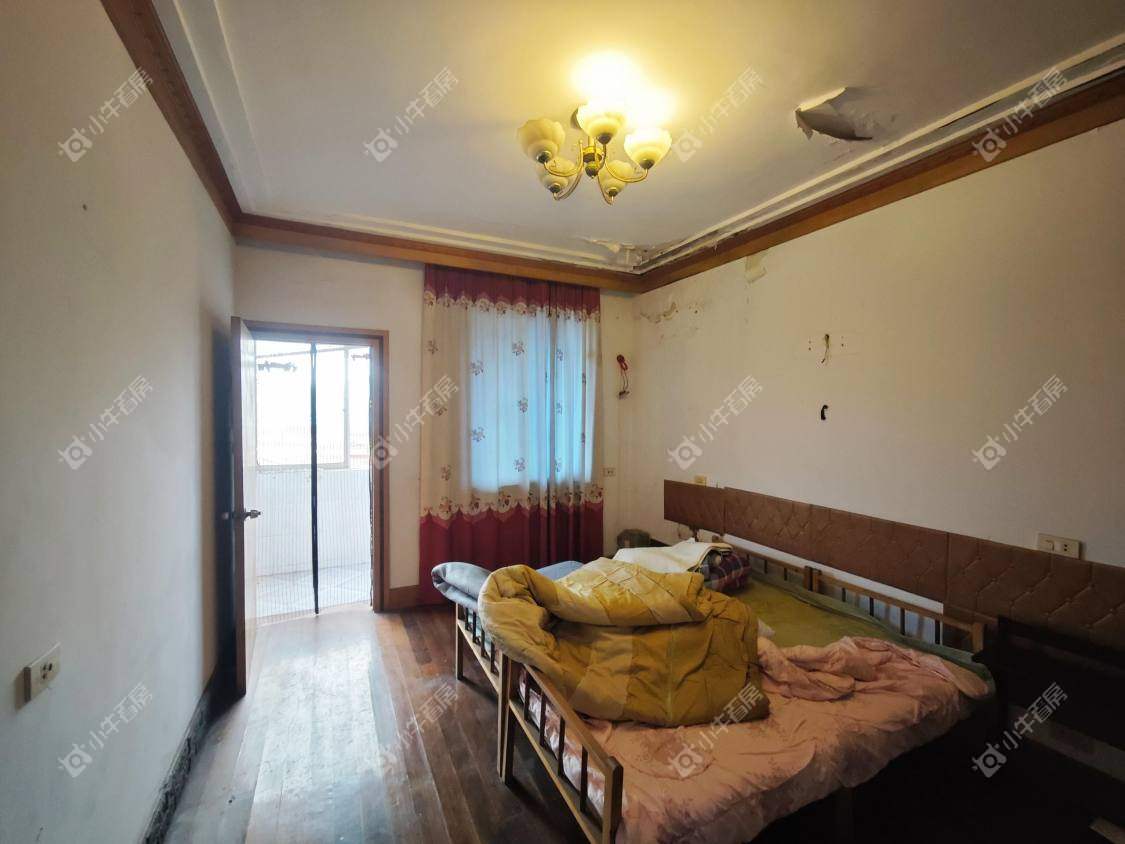 镇江万善园在售二手房源室内图_小牛看房