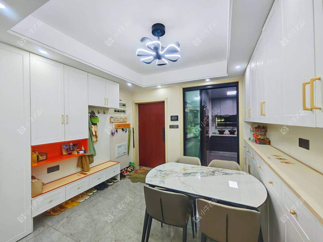 镇江万善上院在售二手房源室内图_小牛看房