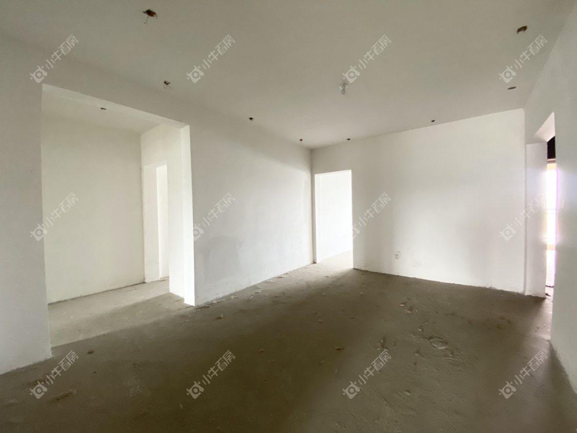 镇江恒大城在售二手房源室内图_小牛看房