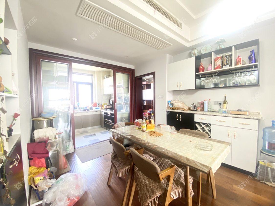 镇江滨河凤凰城在售二手房源室内图_小牛看房