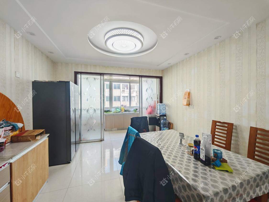 镇江金香花园在售二手房源室内图_小牛看房