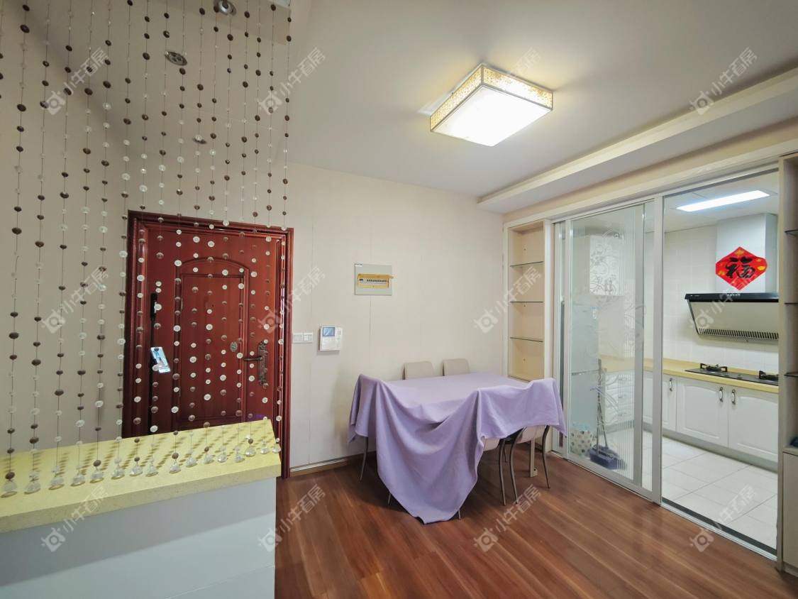 镇江城市绿洲在售二手房源室内图_小牛看房