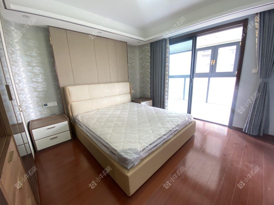 镇江万善上院在售二手房源室内图_小牛看房