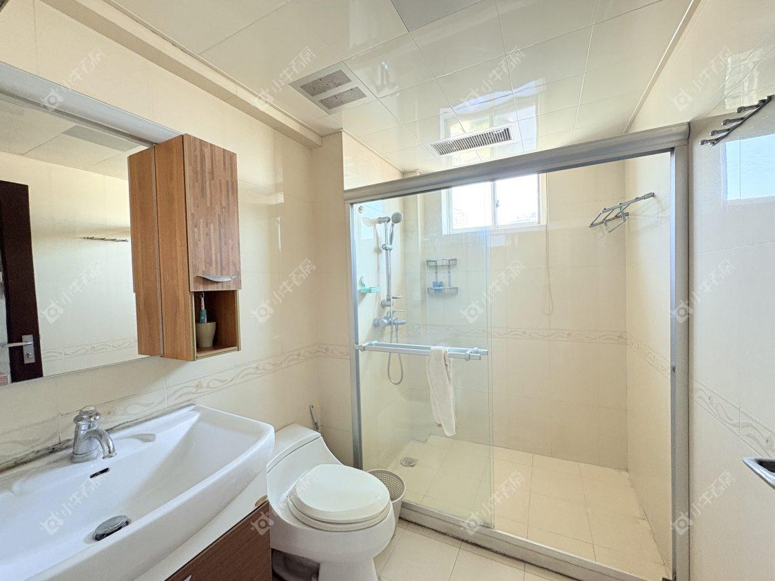 镇江凤翔花园在售二手房源室内图_小牛看房