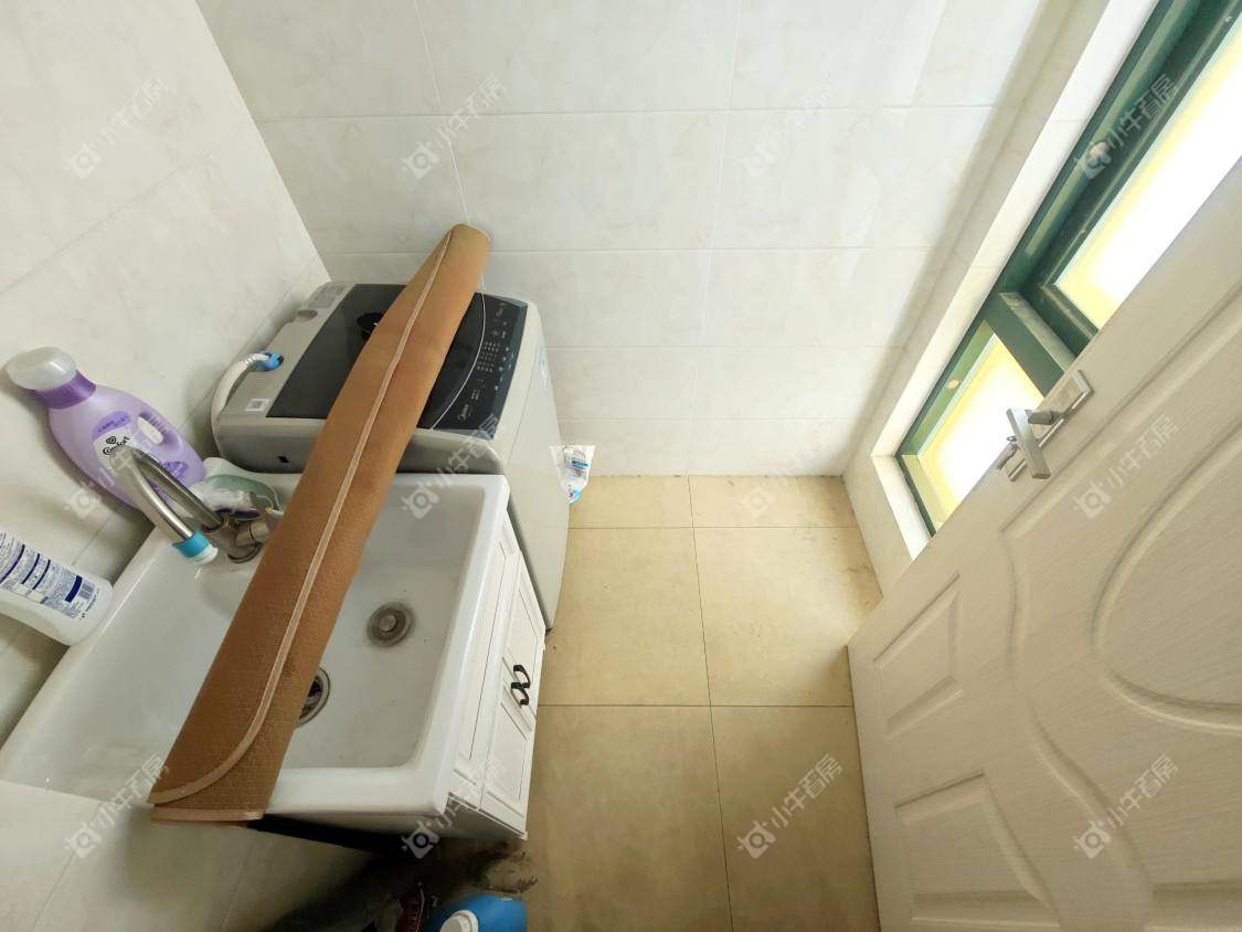 镇江粤港臻园在售二手房源室内图_小牛看房