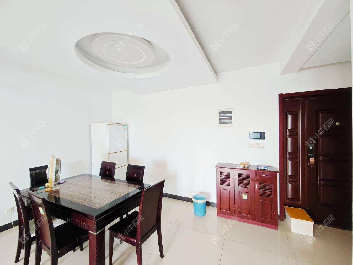 镇江凤凰国际在售二手房源室内图_小牛看房