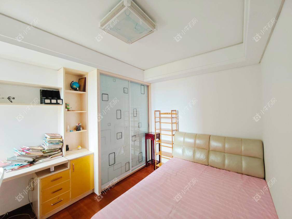 镇江凤凰国际在售二手房源室内图_小牛看房