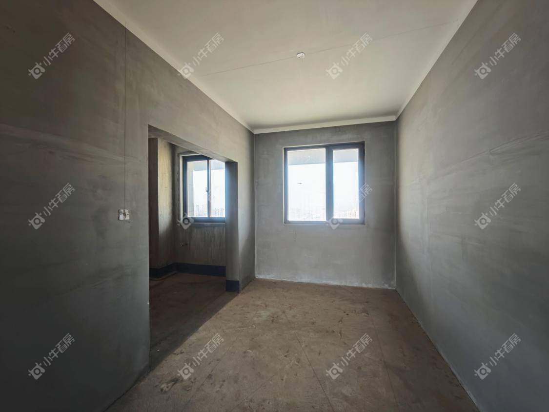 镇江凤凰郡在售二手房源室内图_小牛看房