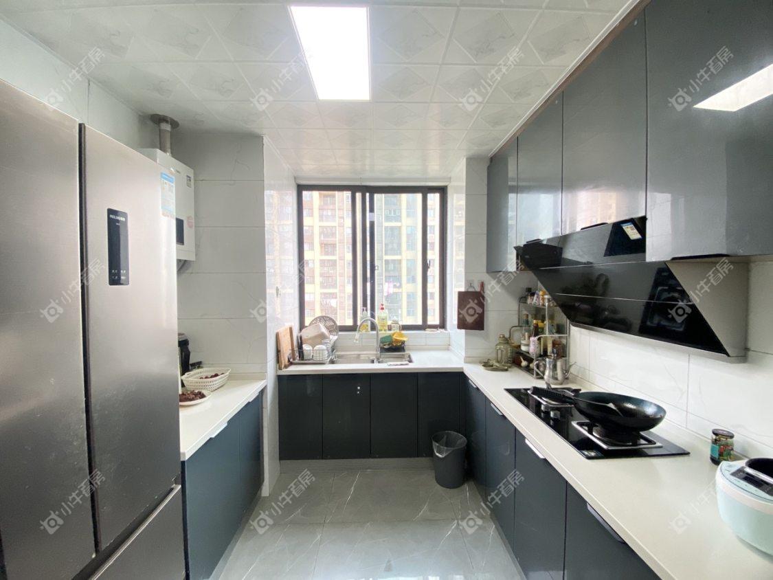 镇江华都幸福里在售二手房源室内图_小牛看房