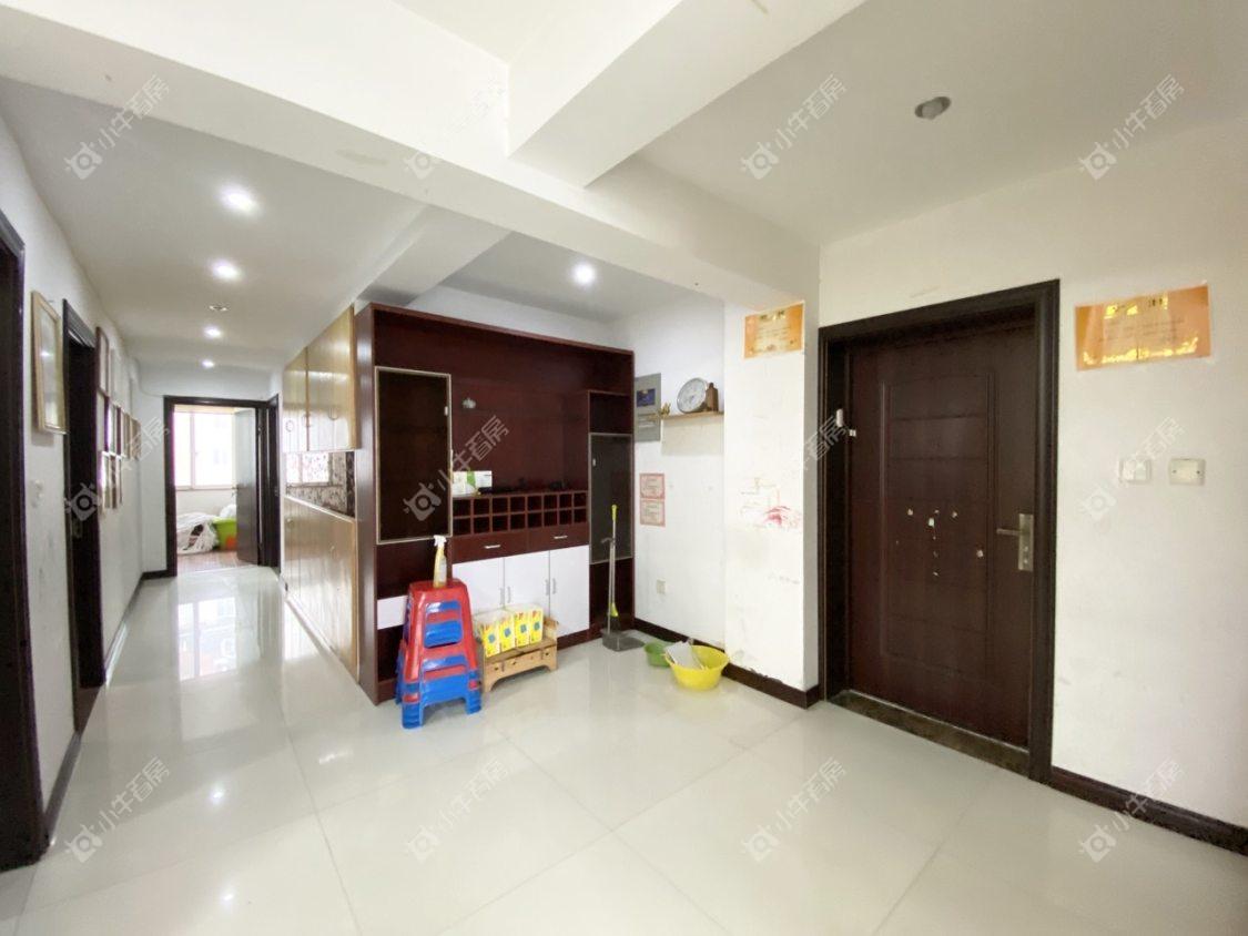 镇江凤翔花园在售二手房源室内图_小牛看房