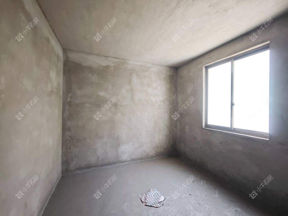 镇江金凤凰在售二手房源室内图_小牛看房