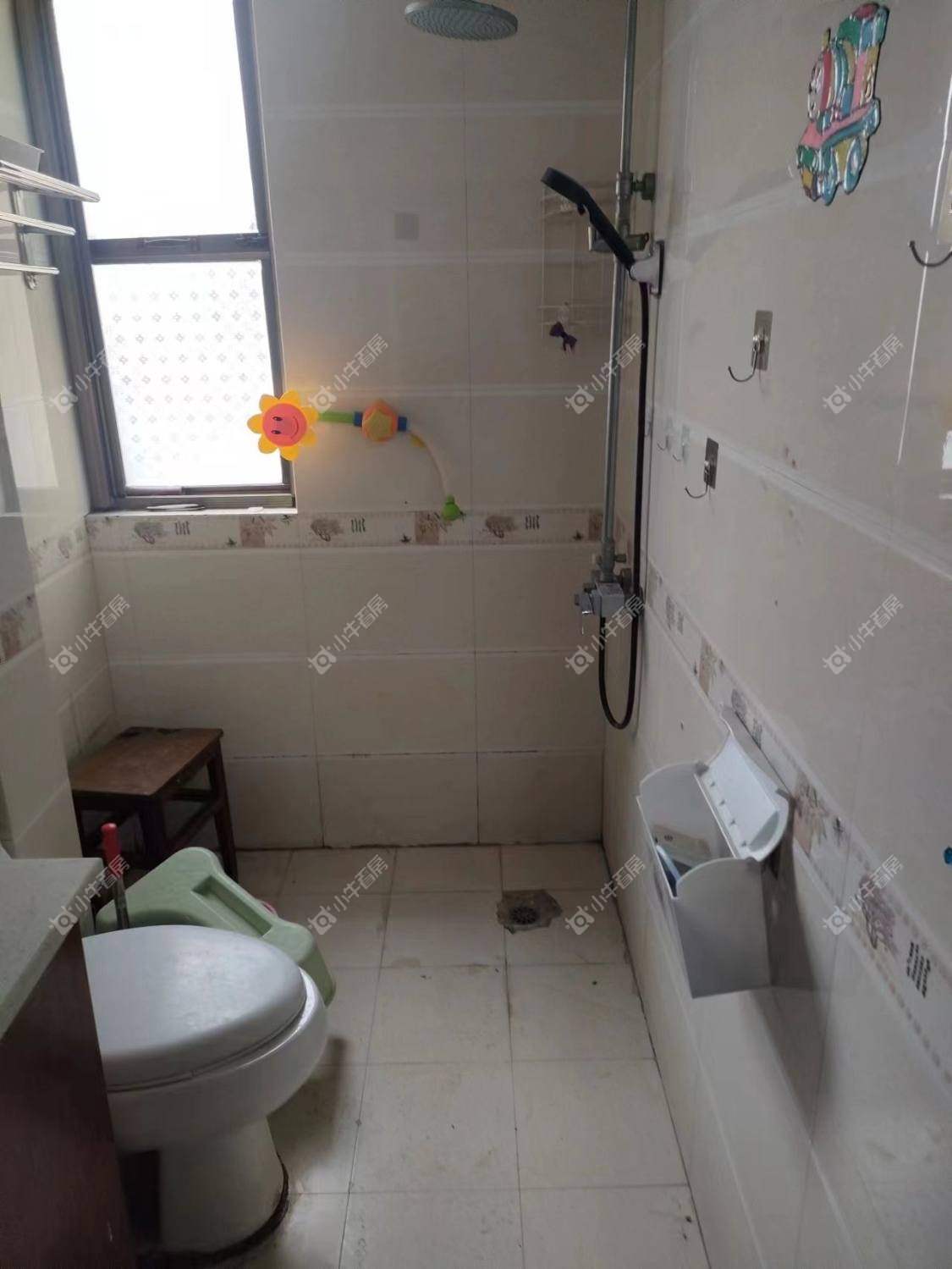 镇江华南新村在售二手房源室内图_小牛看房