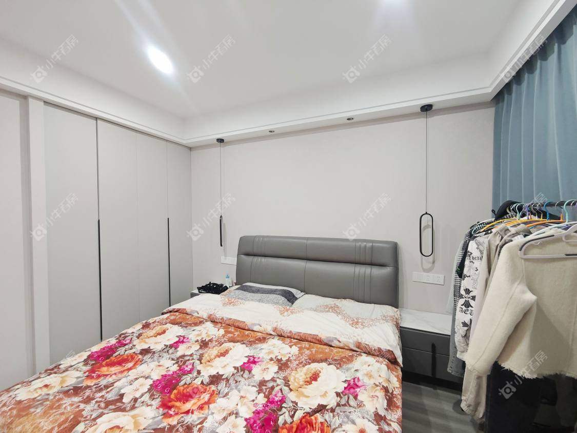 镇江凤凰郡在售二手房源室内图_小牛看房