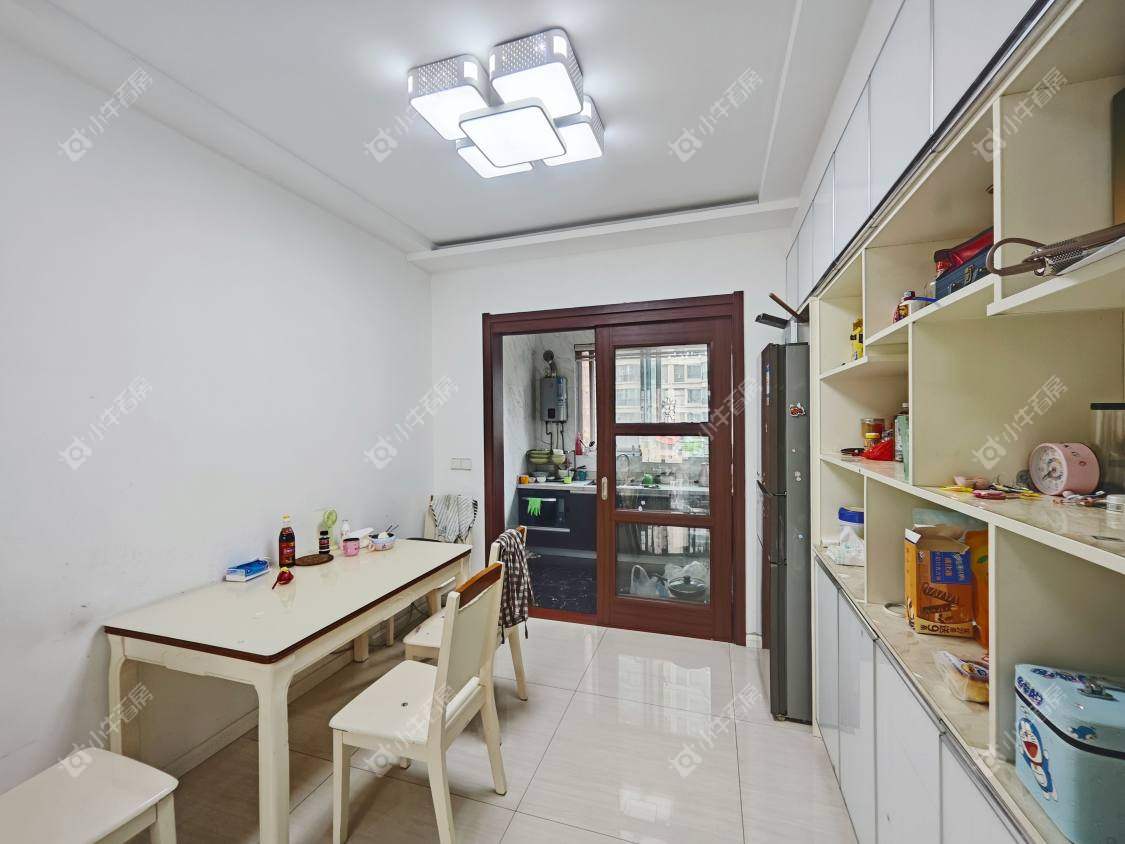 镇江碧桂园在售二手房源室内图_小牛看房