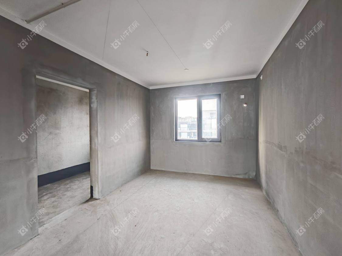 镇江珑蟠里在售二手房源室内图_小牛看房