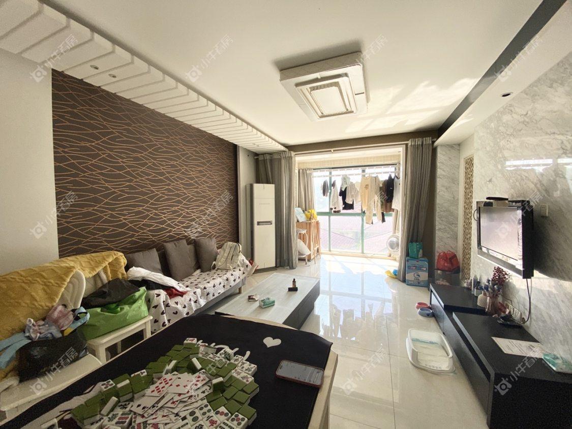 镇江芳草苑在售二手房源室内图_小牛看房