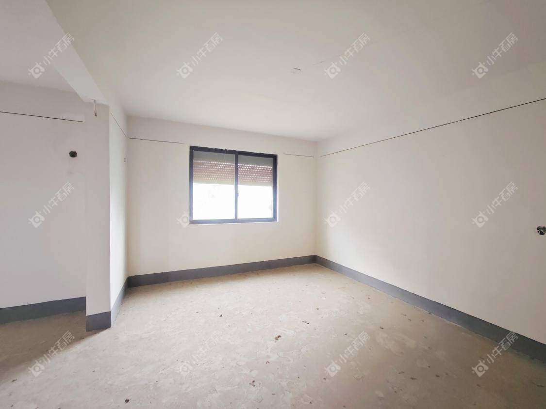 镇江世纪豪都在售二手房源室内图_小牛看房