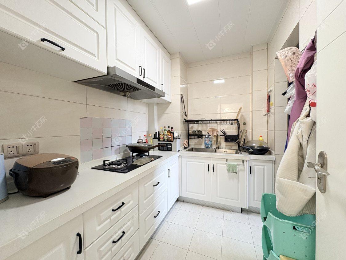 镇江华都锦城在售二手房源室内图_小牛看房