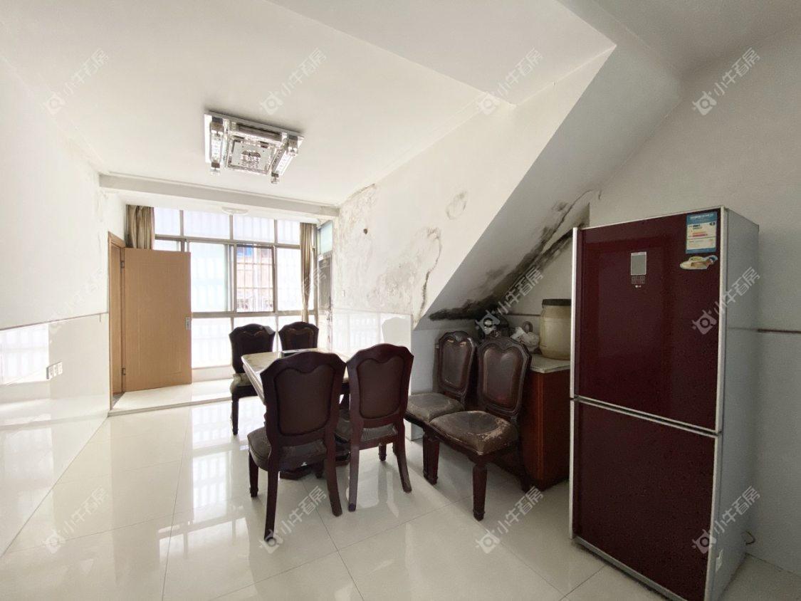 镇江云阳新村在售二手房源室内图_小牛看房