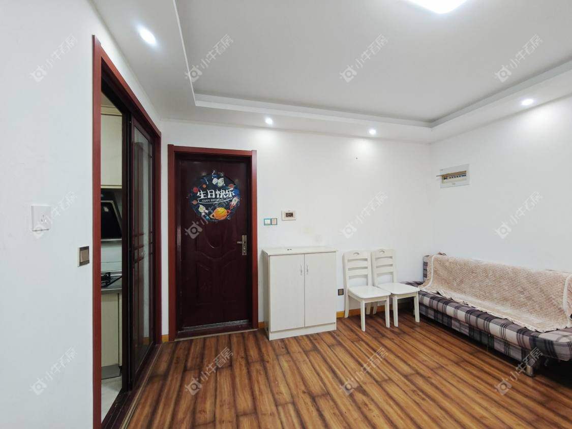 镇江荣城国际一期在售二手房源室内图_小牛看房