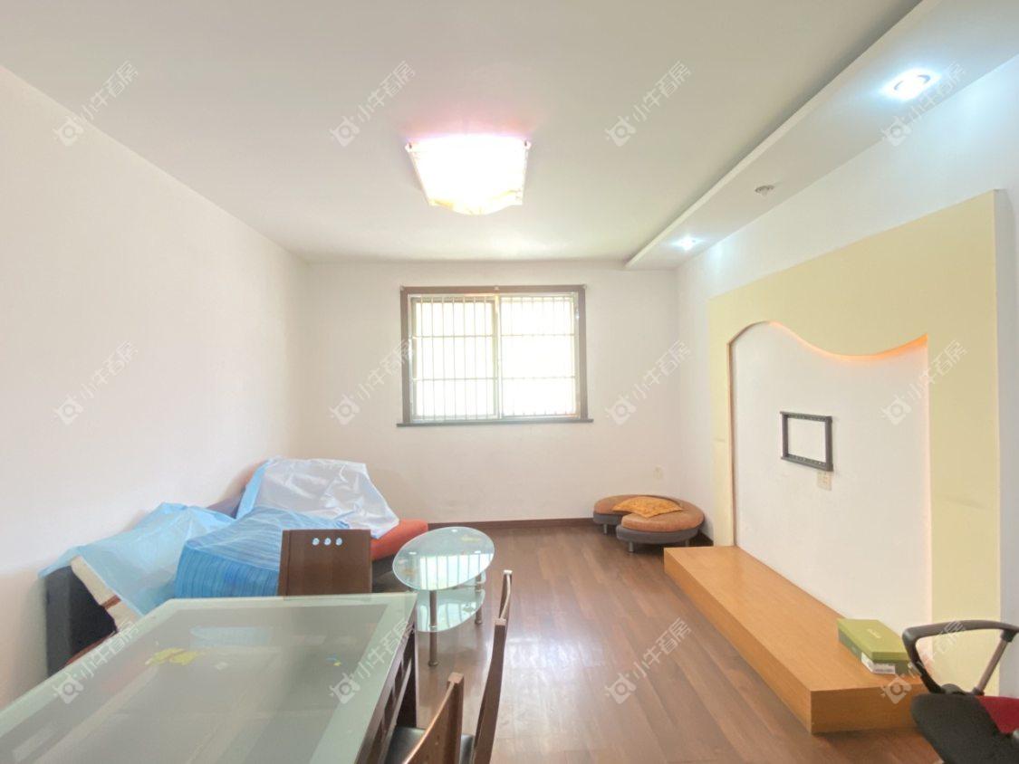 镇江江南嘉园在售二手房源室内图_小牛看房