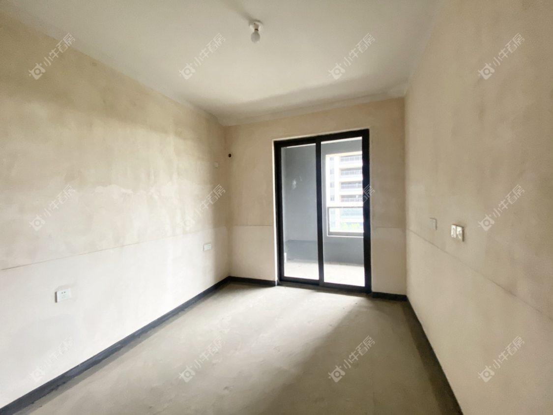 镇江中海时代都会在售二手房源室内图_小牛看房