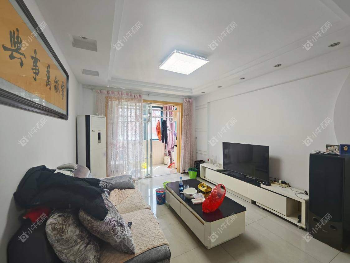 镇江欧洲城在售二手房源室内图_小牛看房