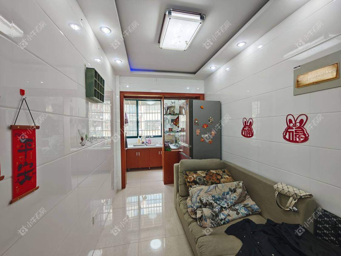 镇江幸福三区在售二手房源室内图_小牛看房