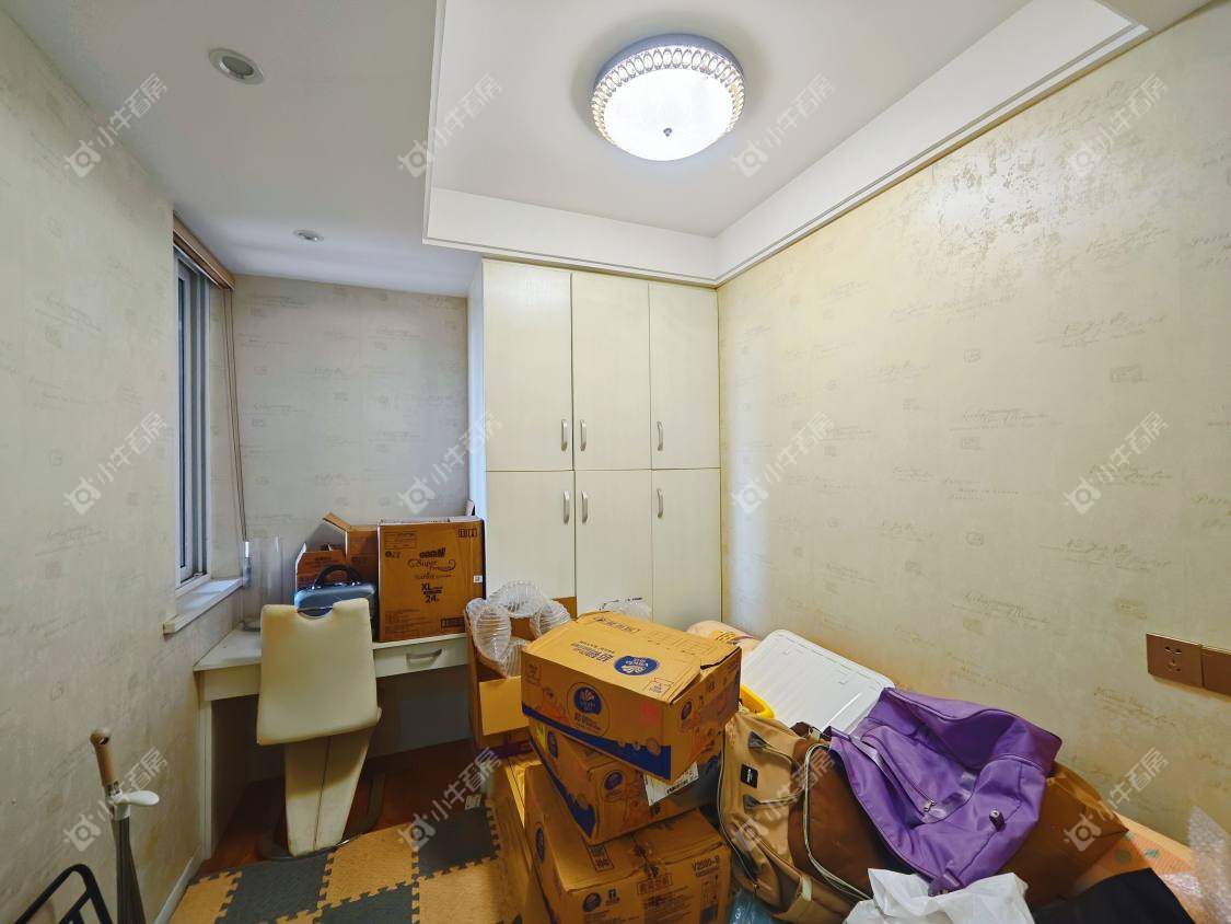 镇江南门花园在售二手房源室内图_小牛看房