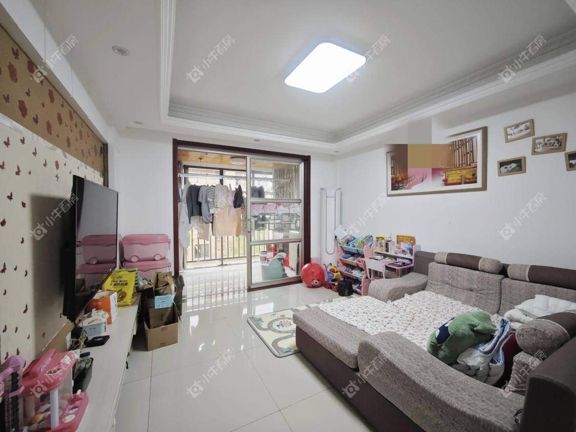 镇江世纪豪都在售二手房源室内图_小牛看房