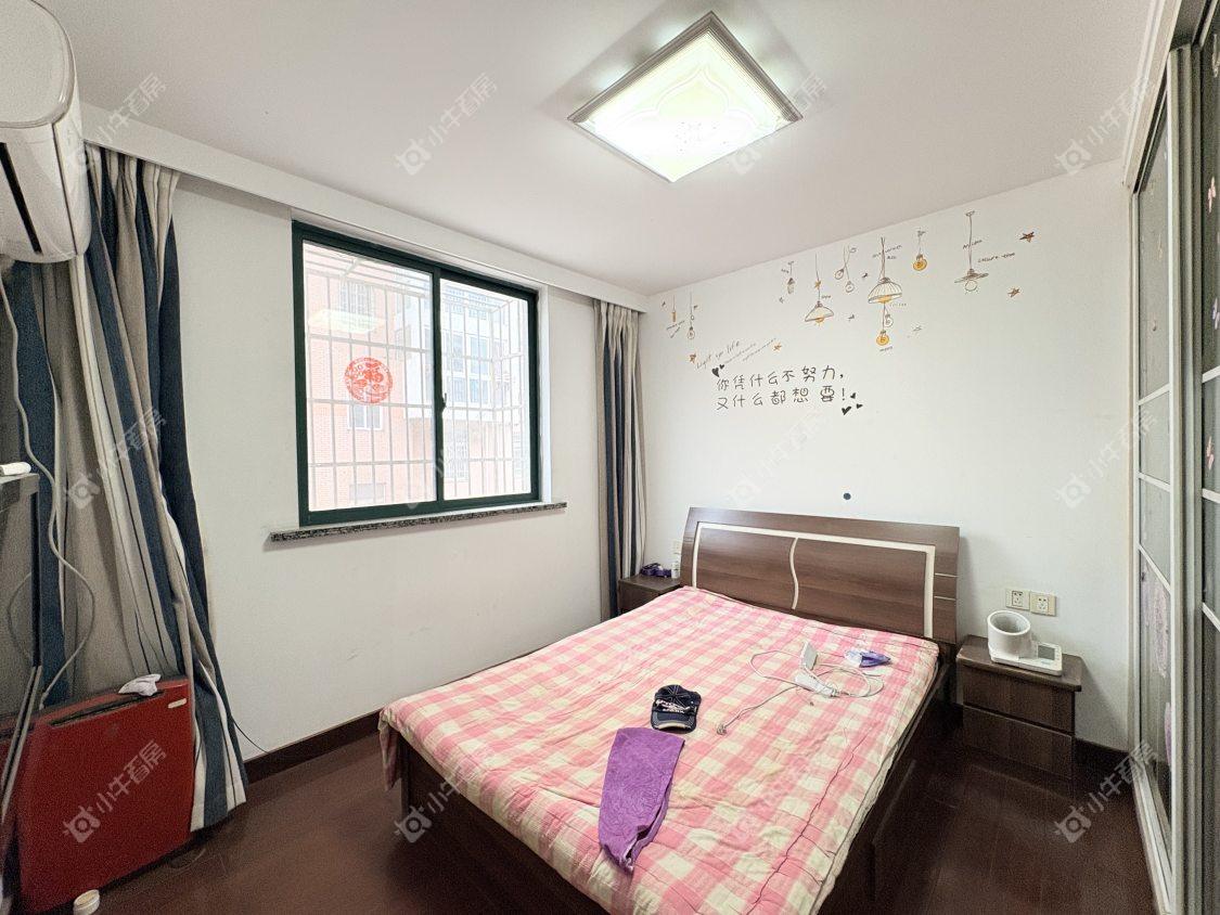 镇江锦都佳苑在售二手房源室内图_小牛看房