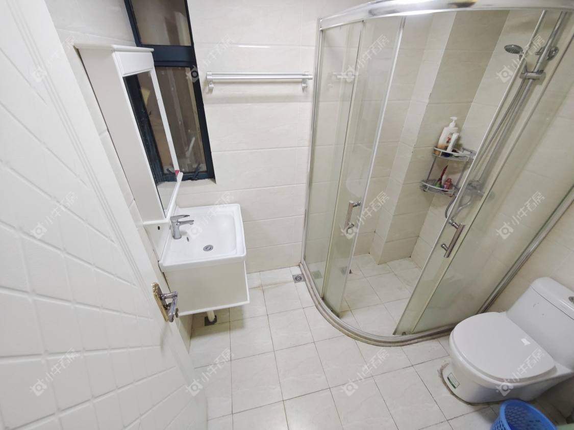 镇江荣城国际一期在售二手房源室内图_小牛看房