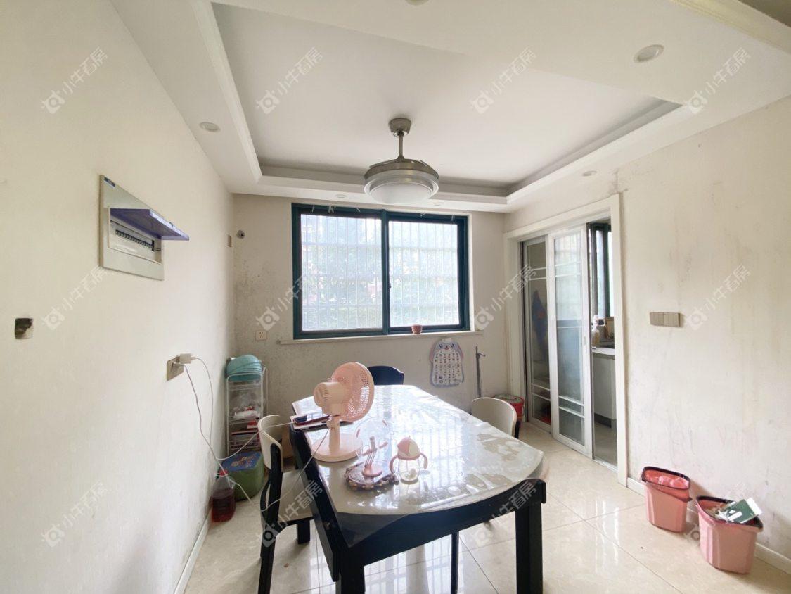 镇江欧洲城在售二手房源室内图_小牛看房