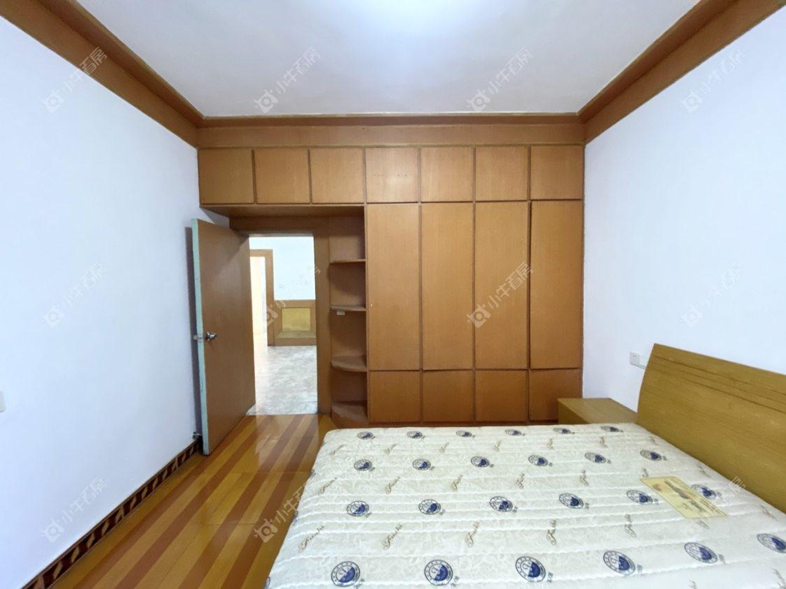 镇江龙凤新村在售二手房源室内图_小牛看房