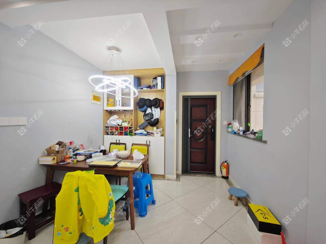 镇江丹凤国际在售二手房源室内图_小牛看房